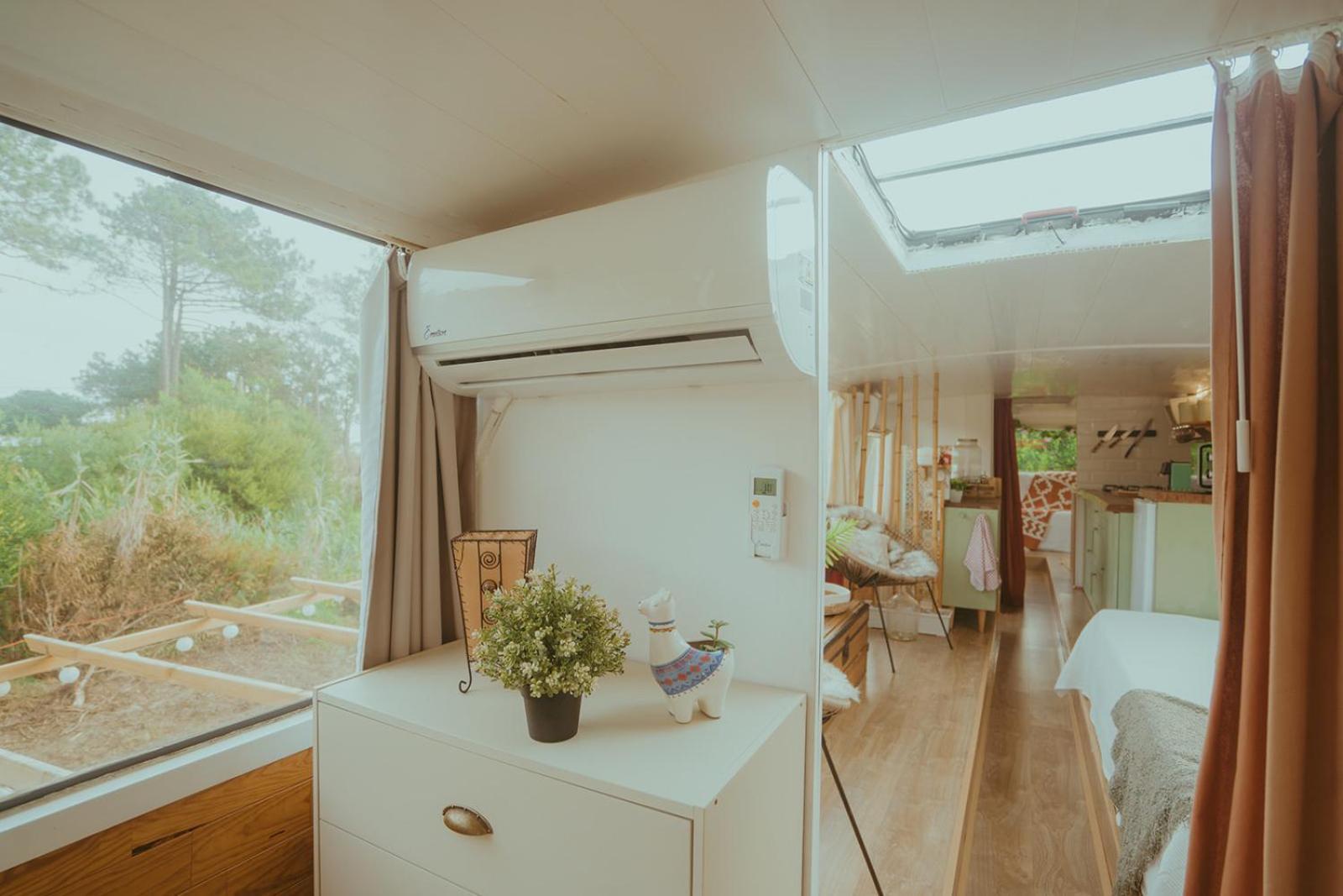 The Amazing Inacio Bus Converted Home シントラ エクステリア 写真