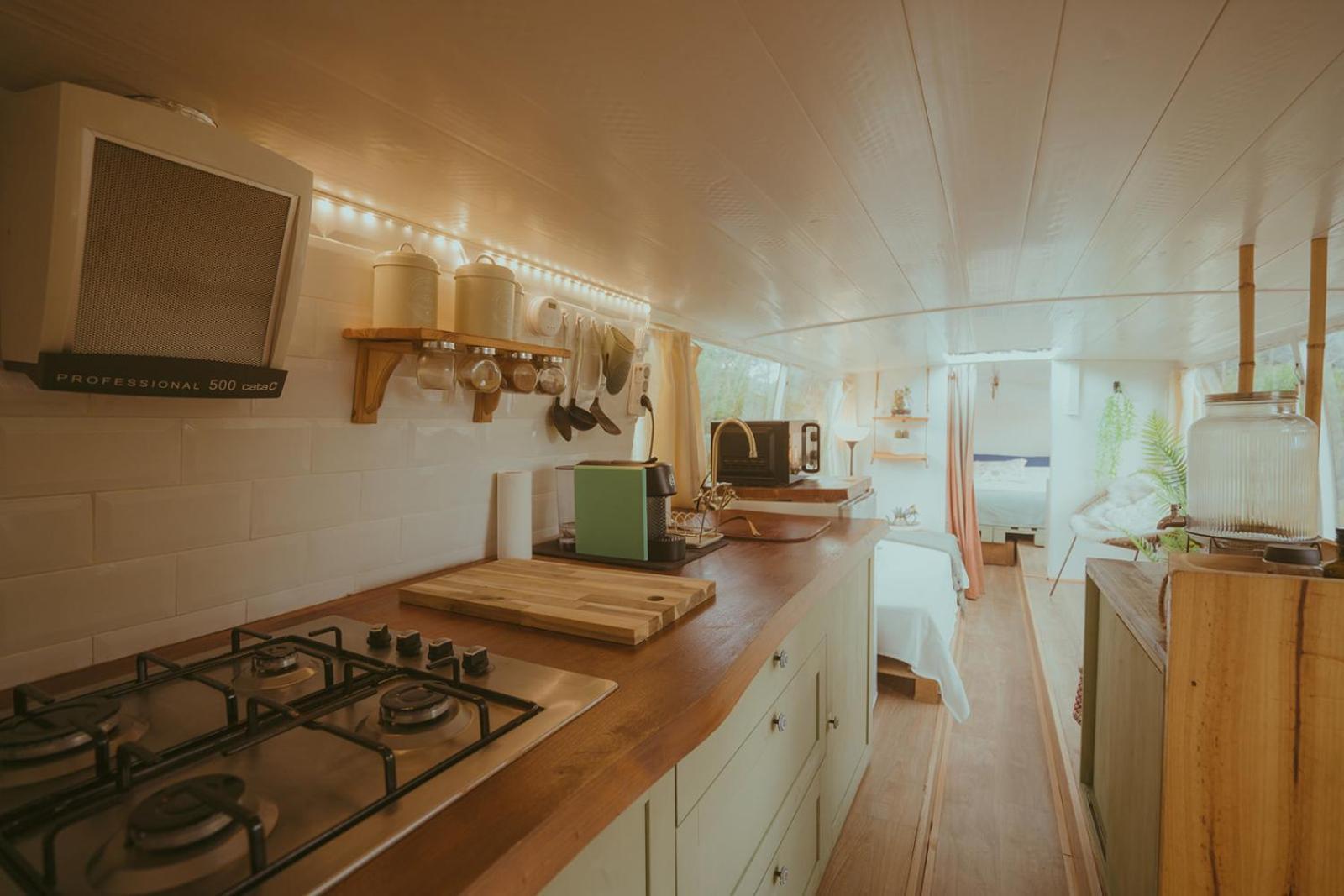 The Amazing Inacio Bus Converted Home シントラ エクステリア 写真